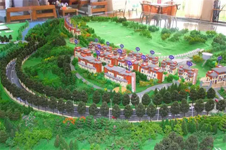 龙都顶*账房雪松·香柏国际3室59万120m2出售